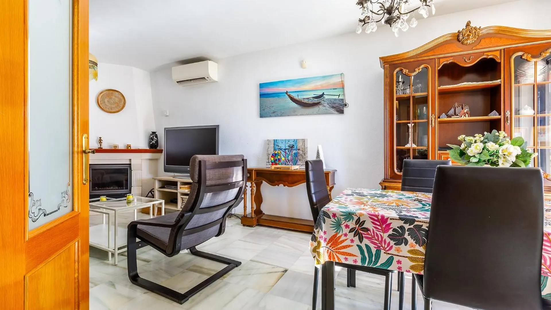 A&N Moriles, Torre Del Mar Villa 0*,