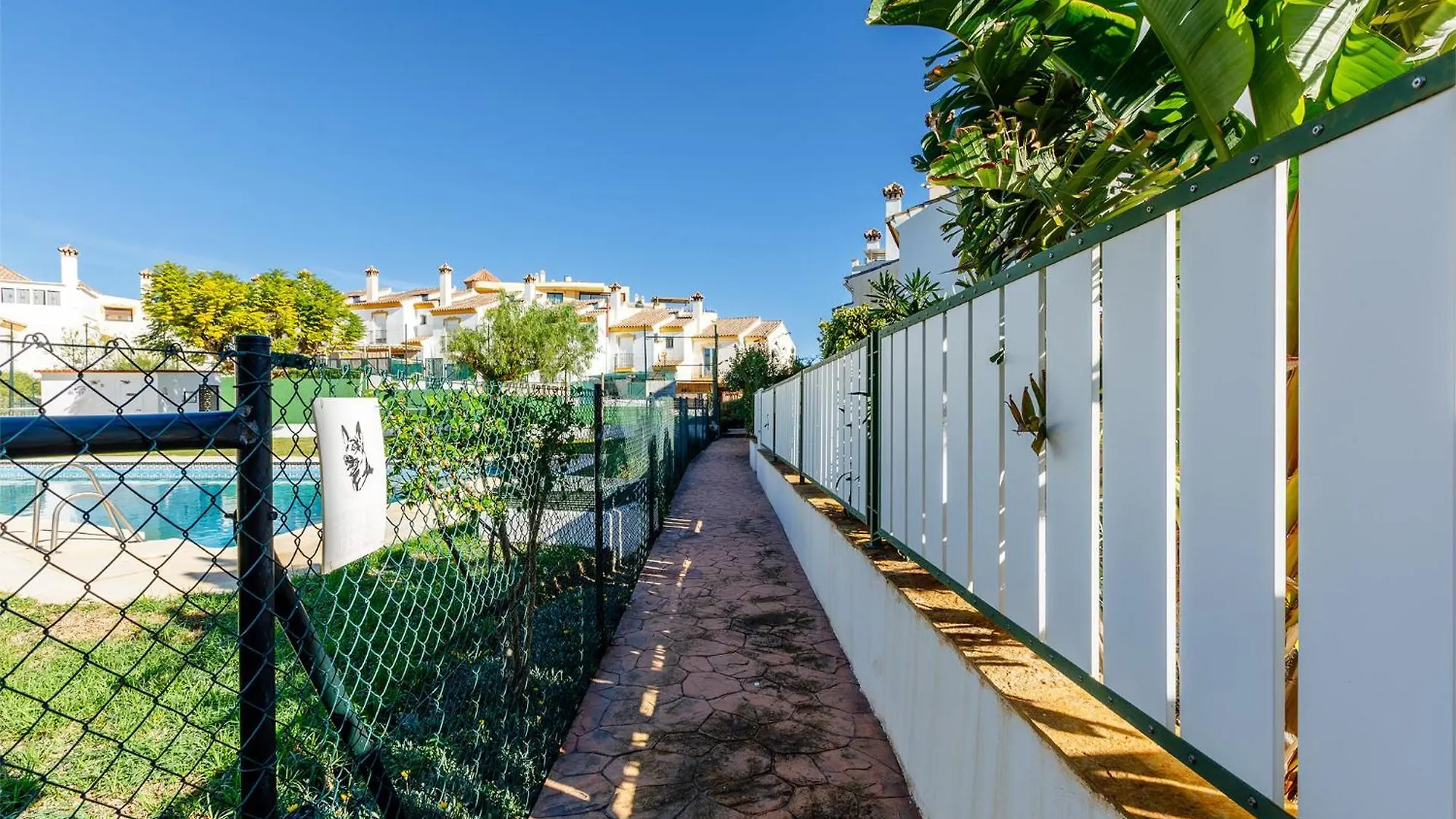 A&N Moriles, Torre Del Mar Villa 0*,