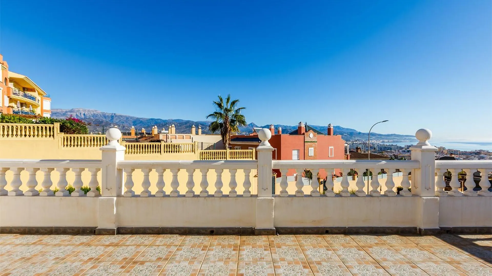 A&N Moriles, Torre Del Mar Villa Holiday home